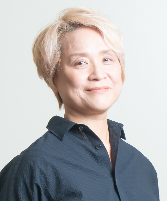 末宗 千登世